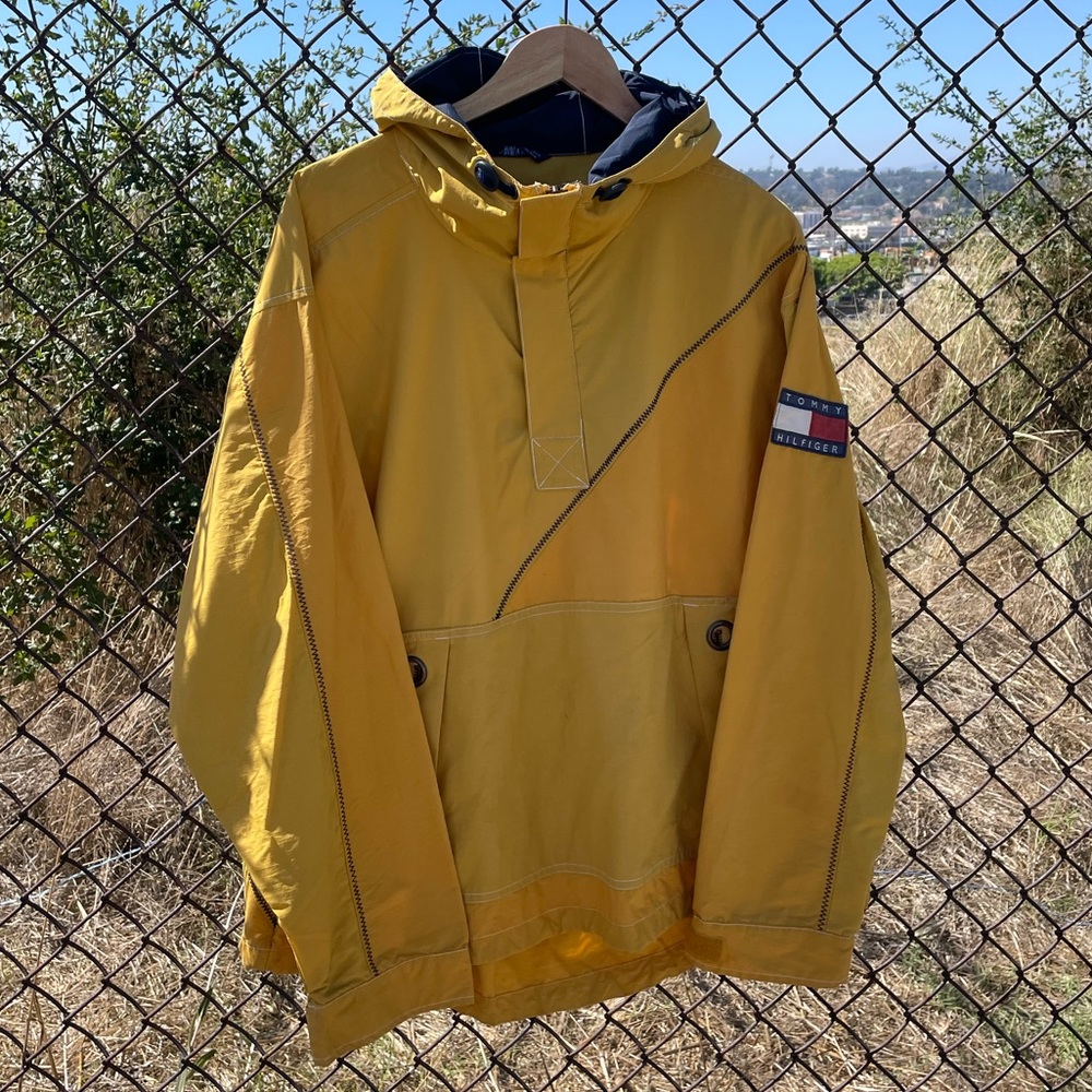 90's Tommy Hilfiger